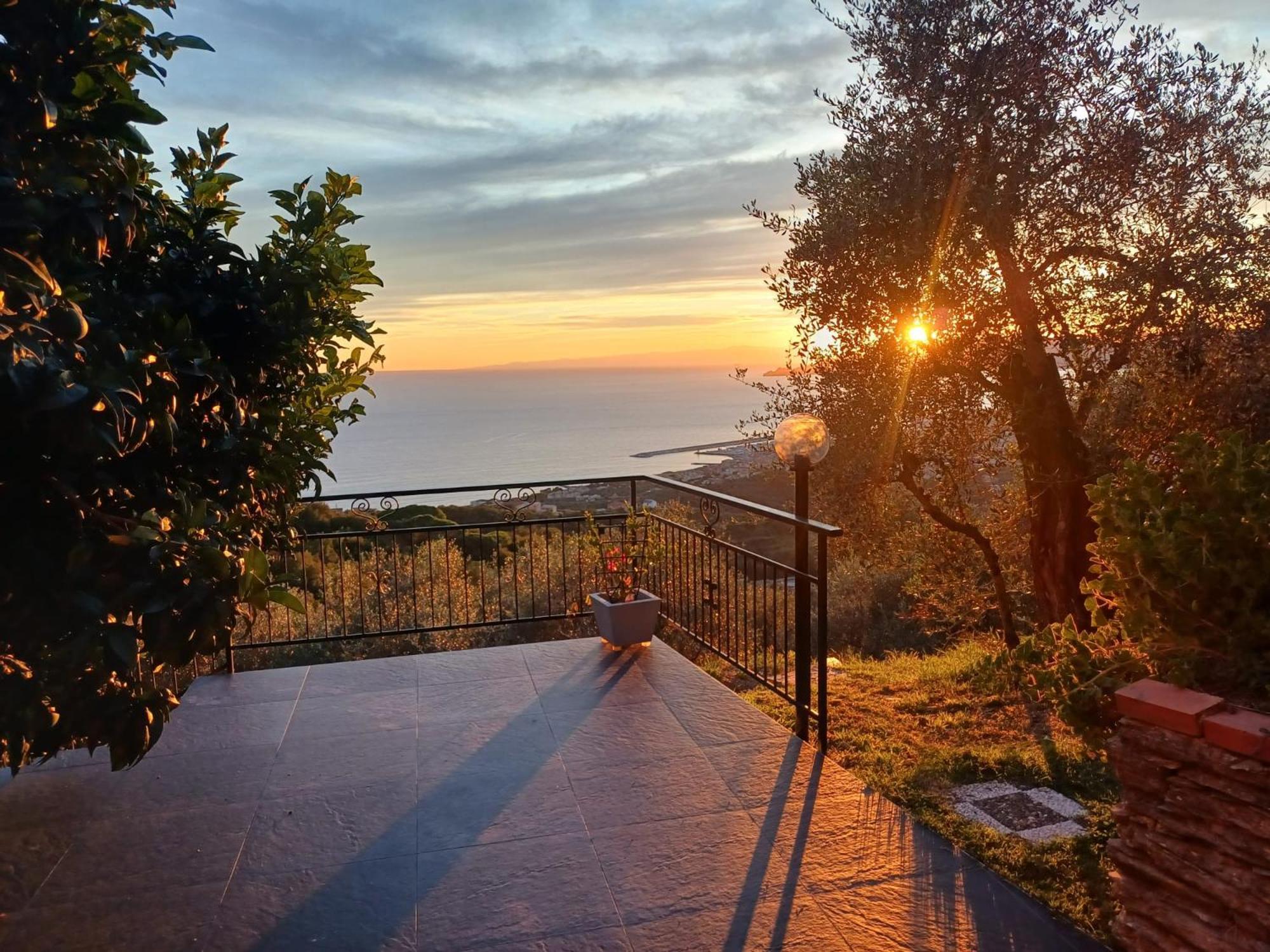 Crocetta Terrazza Oneto别墅 外观 照片